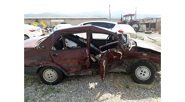 Alaşehir'de trafik kazası: 1 ölü, 4 yaralı