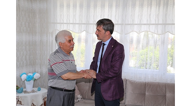Başkan Şirin'den Muhtar Yaşar'a 'Geçmiş olsun' ziyareti