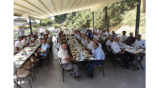 Çerçi muhtarların sorunlarını dinledi