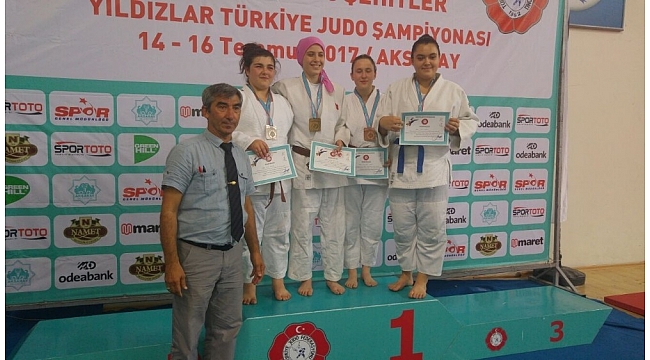 Judoda Türkiye şampiyonu Yunusemre'den