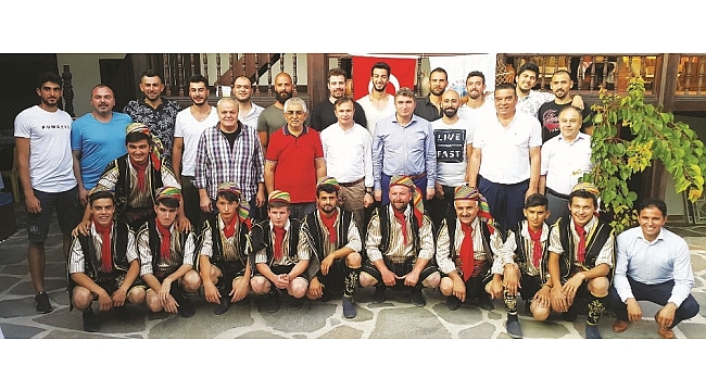 Kula Belediyespor'dan Efeler Ligi'ne iddialı kadro