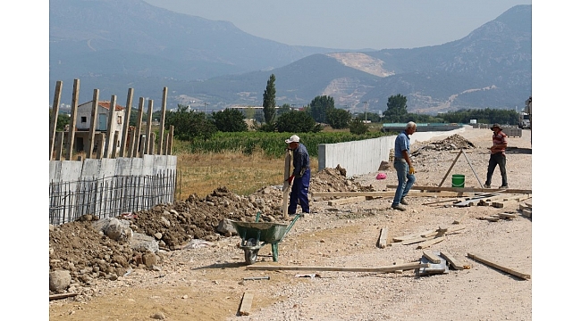 Muradiye yolunda çalışmalar devam ediyor