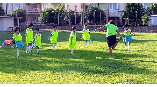 Salihli'de 8 ayrı branşta yaz spor okulu