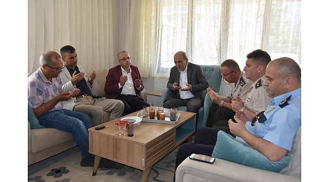 Şehit ailelerine "15 Temmuz" ziyareti