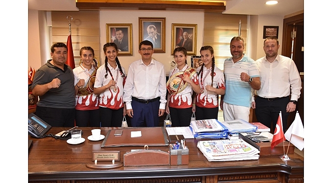 Şehzadeler'in sporcuları başarıya doymuyor