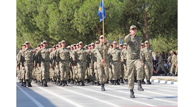 Alaşehir'de bin 636 asker yemin etti