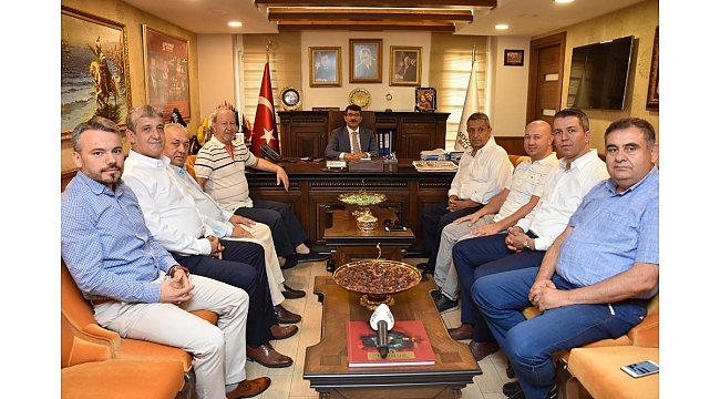 Başkan Çelik'ten "Kurban vekaletinizi Türk Kızılay'ına verin" çağrısı