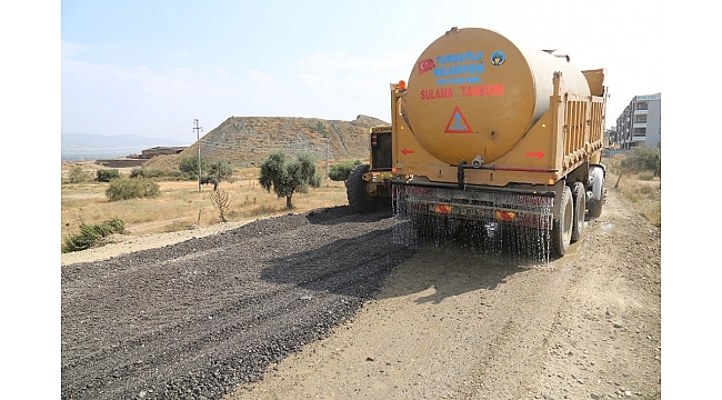 Ergenekon Mahallesi'nde asfalt çalışması
