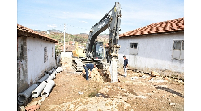 Gölmarmara'nın 4 mahallesine 11 bin 600 metrelik altyapı