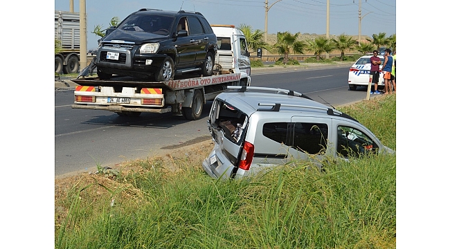 Manisa'da trafik kazası: 3 yaralı