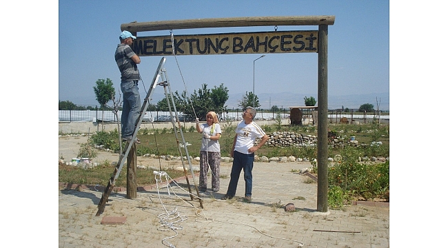 Ölen Öğretmenin adı parkta yaşayacak