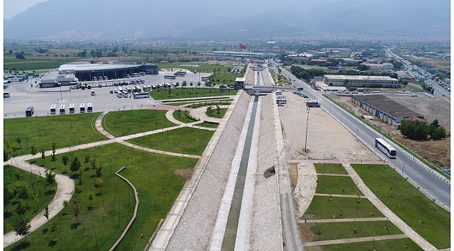 Terminal önündeki derede ıslah çalışması