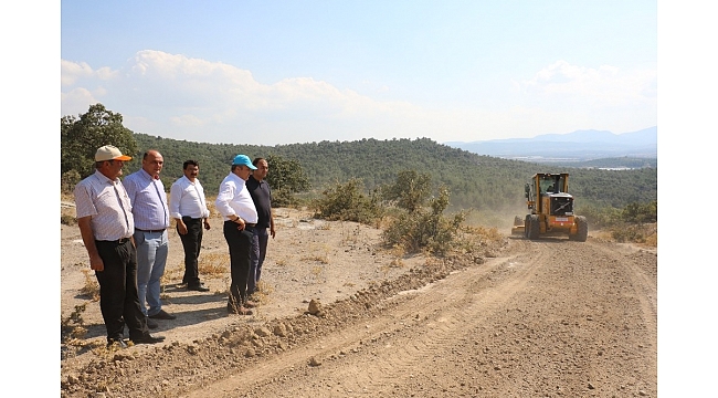 Yunusemre'de ova yolları düzenleniyor