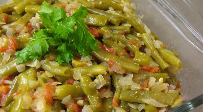 Zeytinyağlı taze fasulye nasıl yapılır? Püf noktası ve tarifi