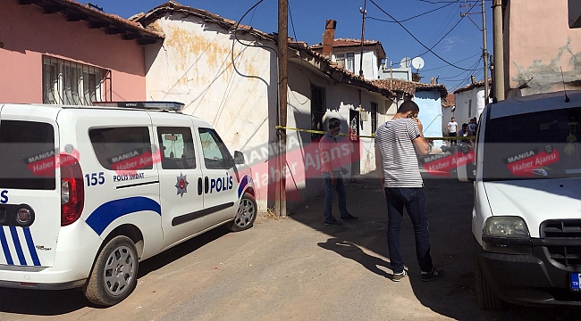 Akhisar'da şüpheli ölüm