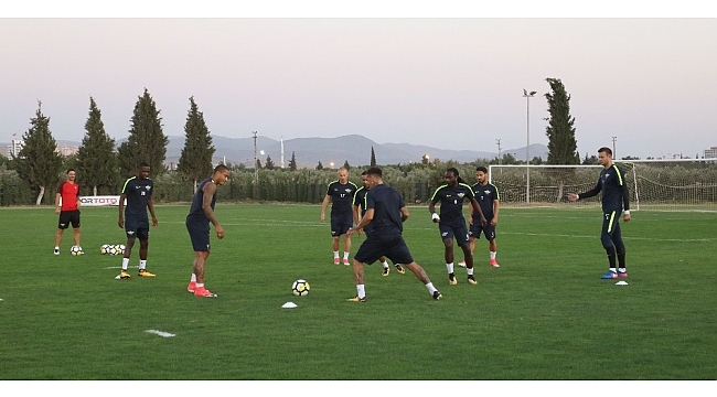 Akhisarspor'da, A. Konyaspor maçı hazırlıkları tamamlandı