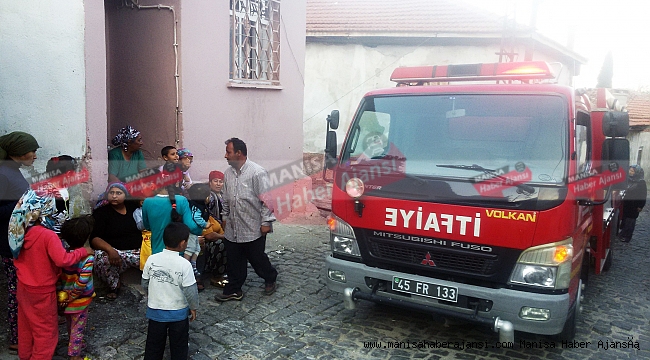 Anne ve çocukları alevlerden son anda kurtuldu