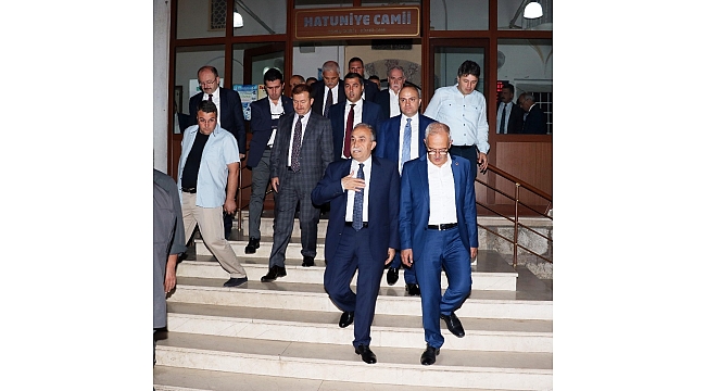 Bakan Fakıbaba'nın Manisa mesaisi sabah ezanıyla başladı