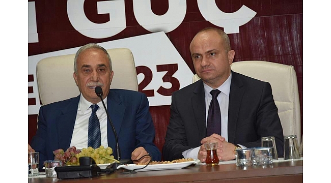 Mersinli'den Bakan Fakıbaba'ya Manisa teşekkürü