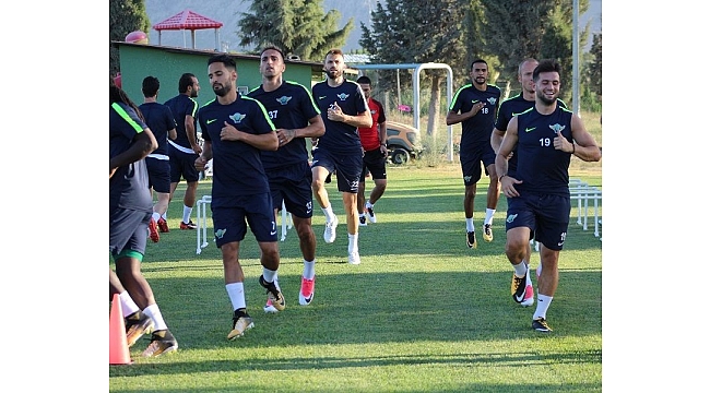 Okan Buruk: "Bireysel hata yapmadığımız sürece Konya'dan galip ayrılacağımızı düşünüyorum"