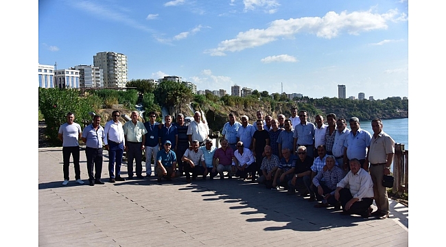 Şehzadeler'in muhtarları Antalya'da stres attı