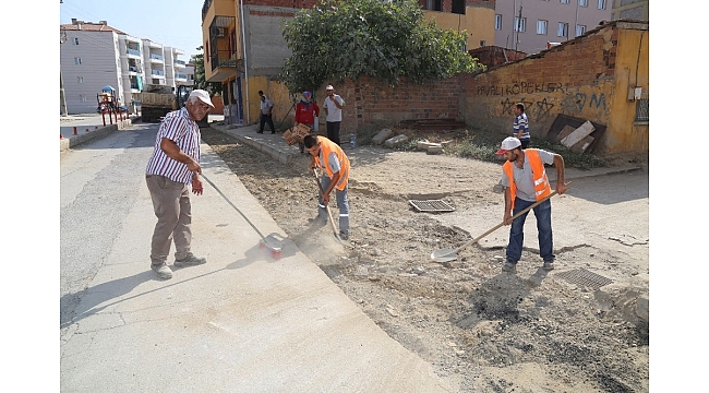 Turgutlu'da yollar düzenleniyor