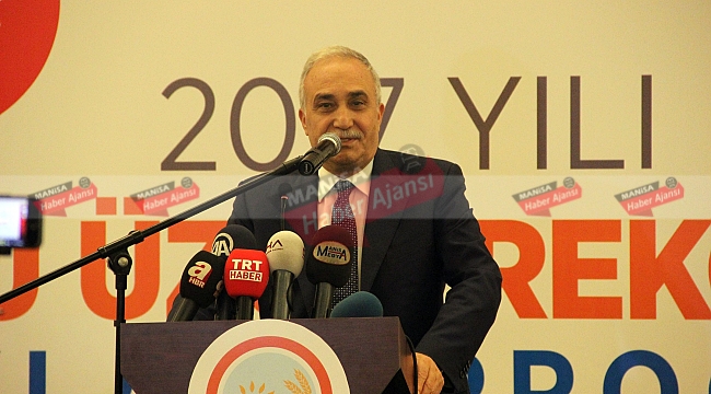 Üzümünüzü 4 liranın altında sattırmayacağız