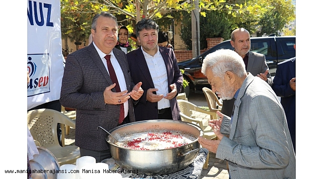 Başkan Çerçi Barbaros Mahallesi'nde aşure ikram etti