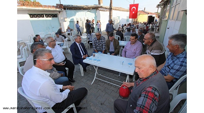 Başkan Yaralı, düğünde keşkek dövdü