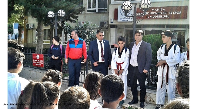 Genç sporcular Manisa Kitap Fuarı'nda