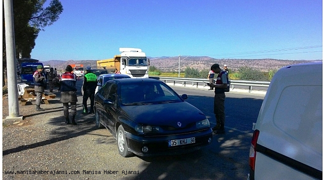 Manisa'da polis ve jandarmadan drone destekli denetim