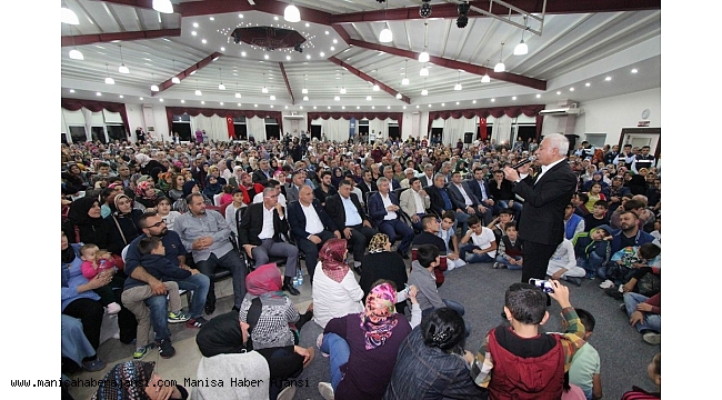 Nihat Hatipoğlu Saruhanlı'da sevenleriyle buluştu