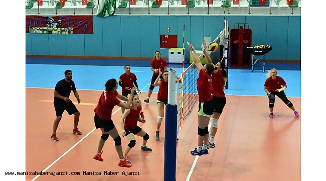 Salihli, filede Manisa Büyükşehir derbisine hazır