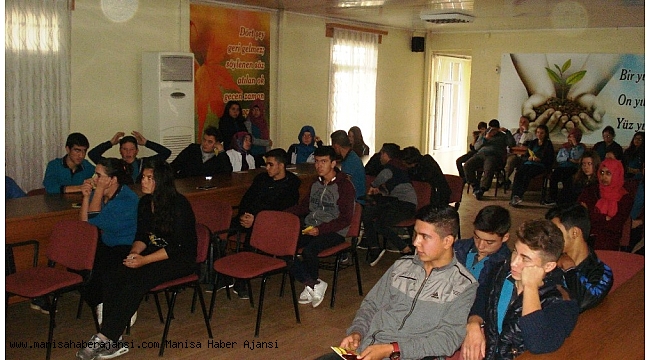 Sarıgöl'de öğrencilere madde bağımlılığı semineri