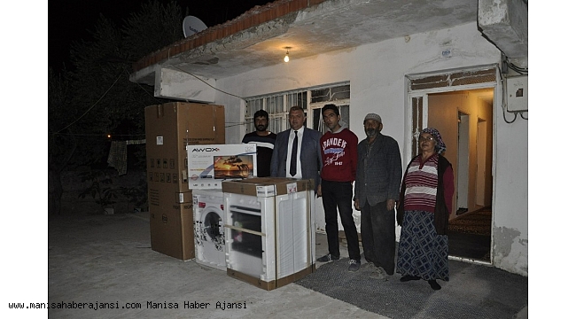 Yangınlarda evleri hasar gören vatandaşlara yardım eli