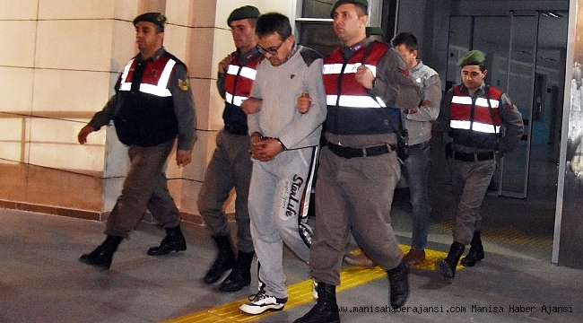 Çaldıkları hayvanları satarken yakalandılar