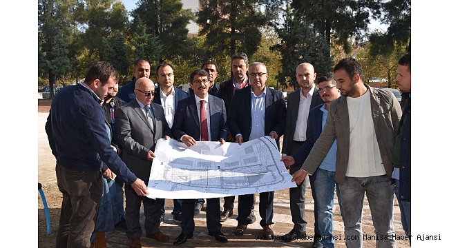 Gençlik Parkı'nda yenileme çalışmaları sürüyor