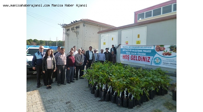 Manisa Büyükşehir'in fidan dağıtımları sürüyor