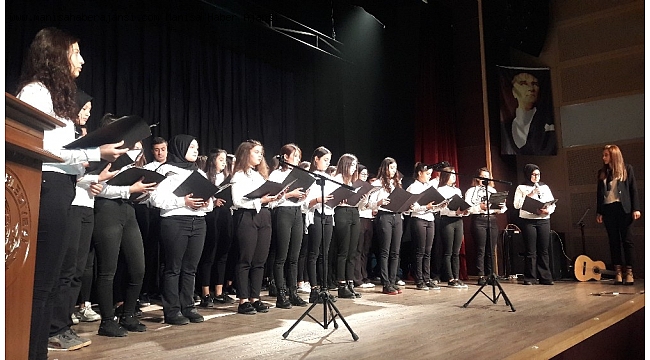 Manisa ilçelerinde Atatürk'e özlem ve saygı