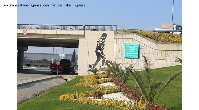 Manisa'nın her köşesi "Mustafa Kemal Atatürk"