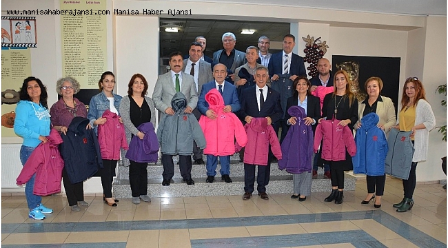 Salihli, Kula ve Selendi'deki öğrenciler üşümeyecek
