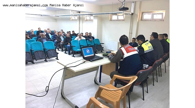 Sarıgöl'de okul servis şoförlerine eğitim verildi