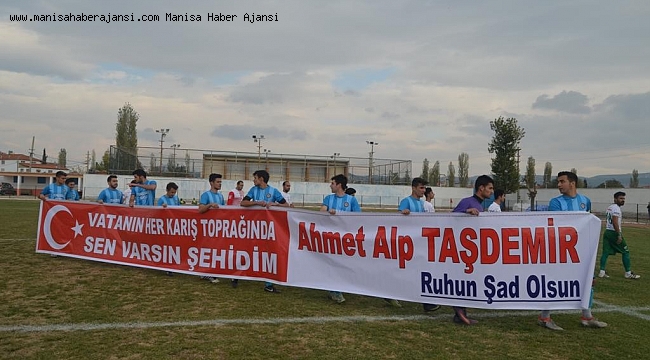 Selendi Belediyespor şehidini unutmadı