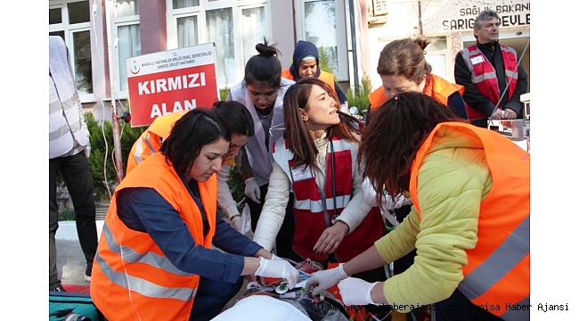 Tatbikatı gerçek sandılar kan vermek için hastaneye koştular