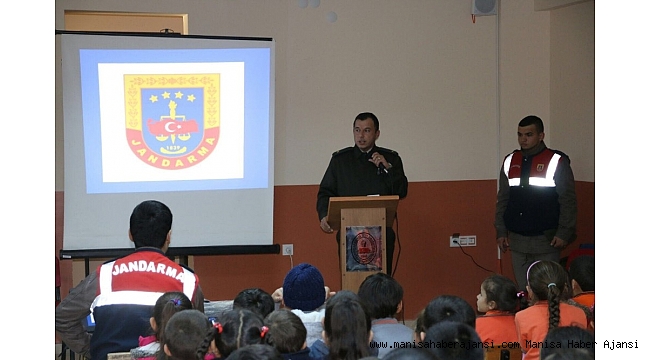 Demirci Jandarma'dan öğrencilere özel eğitim