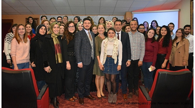 Gençler MAGİAD ile Manisa'yı puanladı