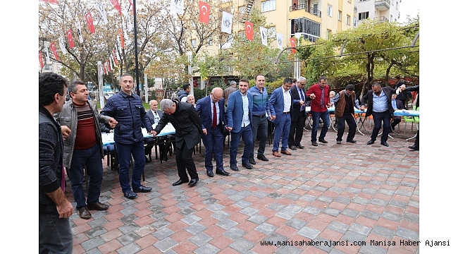 Hamsi Şenliği Turgutlu'ya renk kattı