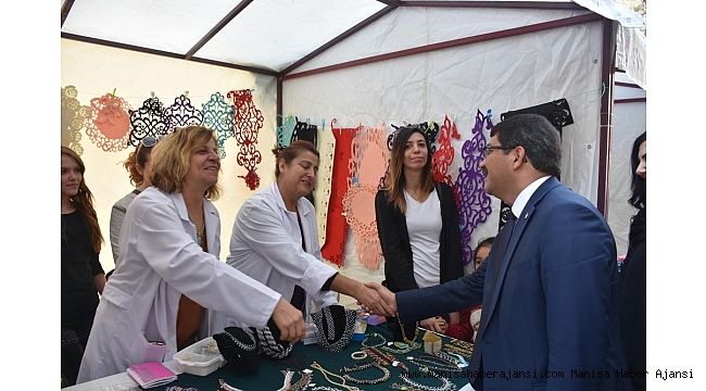 Hünerli eller Şemsiyeli Sokakta hizmet verecek