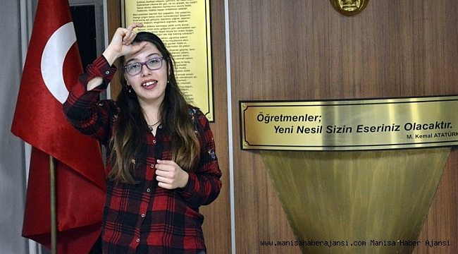 İşitme engelliler için klip çekti