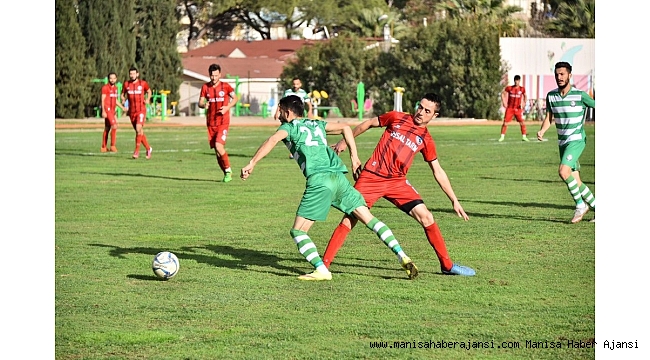 Salihli Belediyespor devreyi lider tamamladı